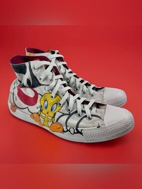 Converse Chuck Taylor Looney Tunes Tweety Sylvester High Top Shoes Men's 11
